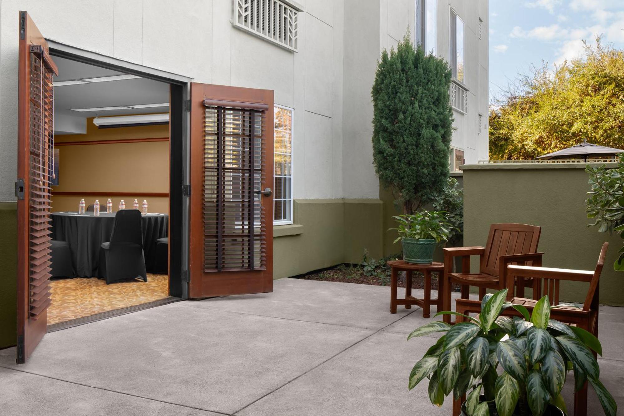 Larkspur Landing Extended Stay Suites Campbell Zewnętrze zdjęcie